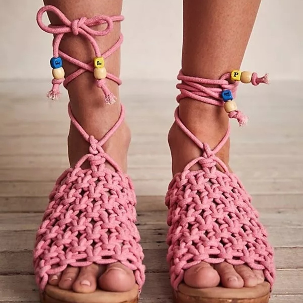 ⚡️10$ sale⚡️ Free People Candy Pink Crochet Clogs Size 37 - Picture 6 of 6